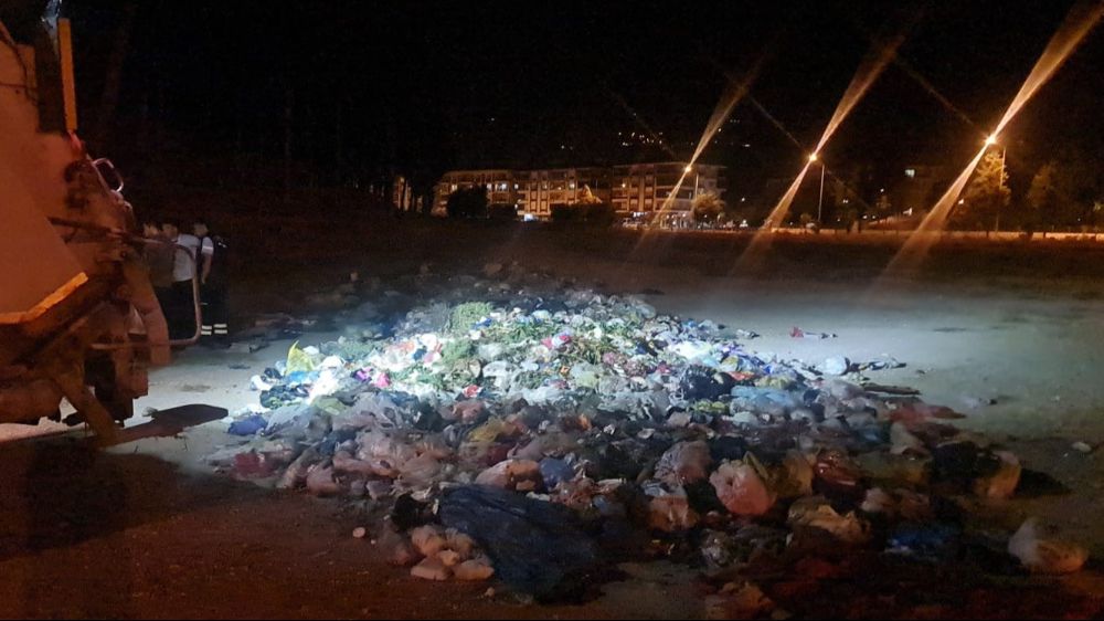 İzmir'de çöpte didik didik cinayet delili arandı