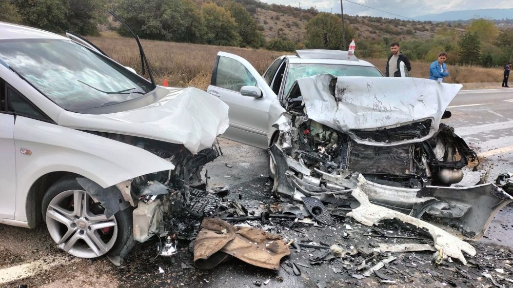 Karabük'te otomobil kazası: 4 yaralı