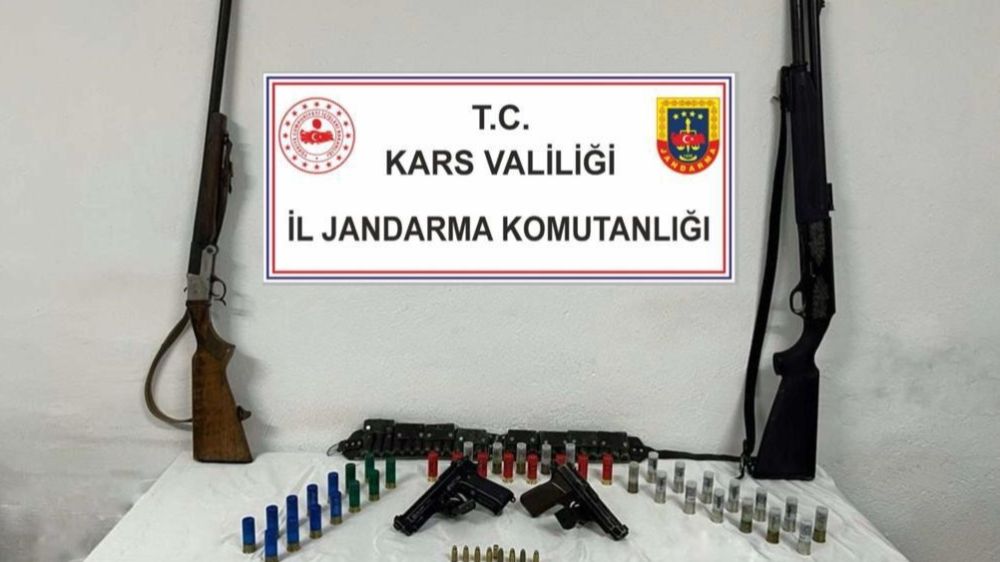 Kars’ta ruhsatsız silah operasyonu