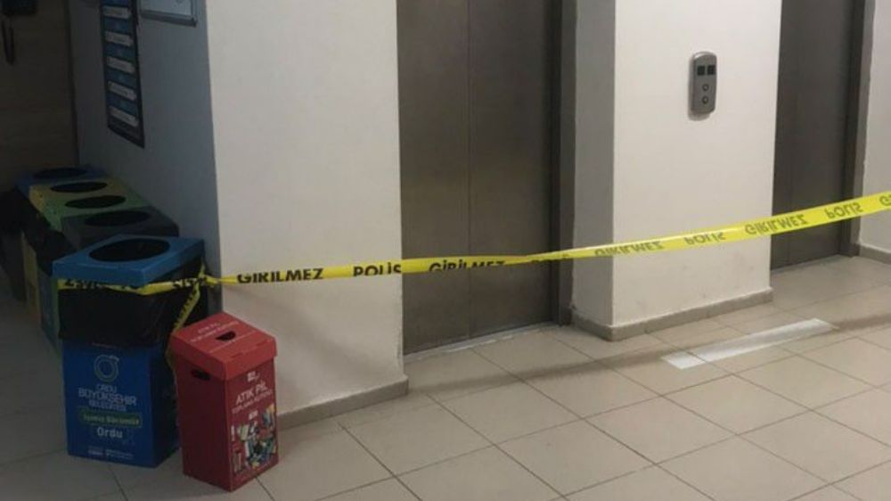 KYK' da bir asansör vakası daha.. halatlar koptu öğrenciler hastaneye kaldırıldı 