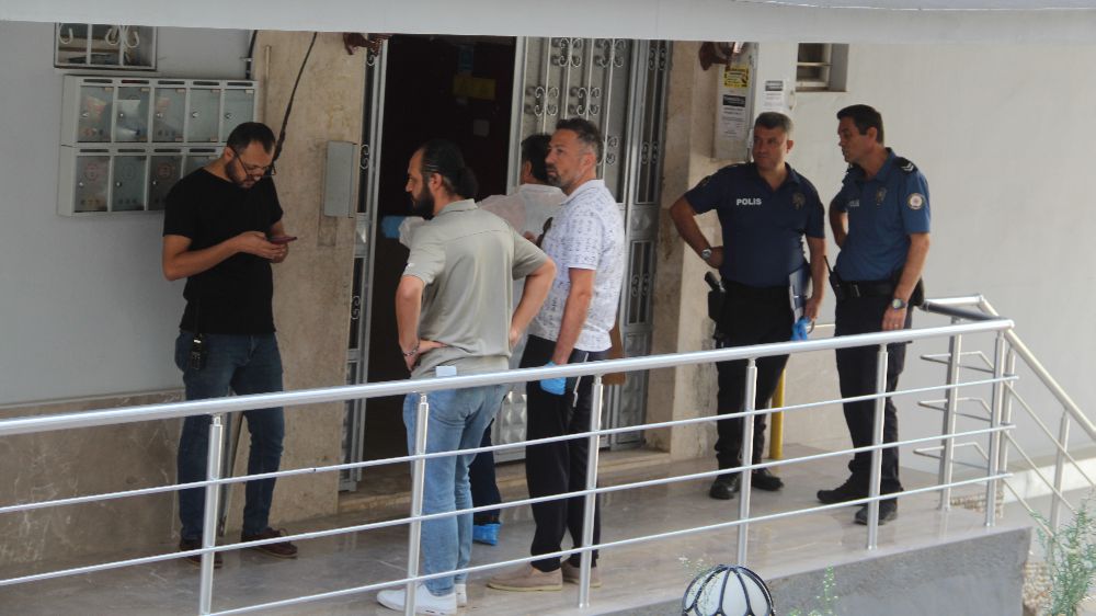 MHP Antalya İl Yönetim Kurulu üyesi evinde ölü olarak bulundu