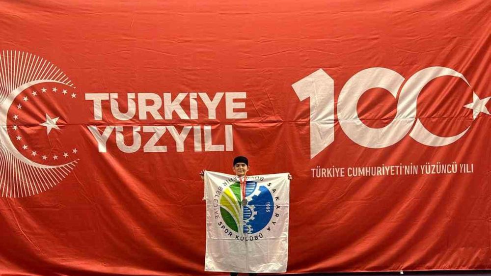 Sakarya Büyükşehir’in minik sporcusu Türkiye ikincisi oldu