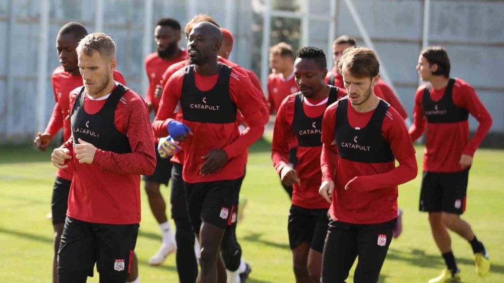 Sivasspor, Artvin Hopaspor maçına hazırlığını tamamlıyor 