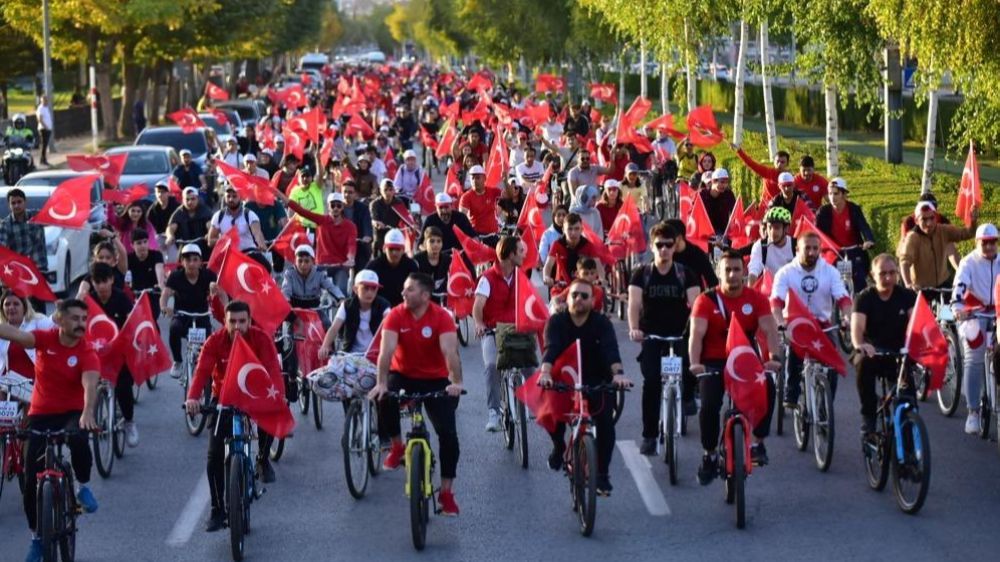 Türkiye Cumhuriyeti’nin yüzüncü yılında pedallar Bayram için döndü