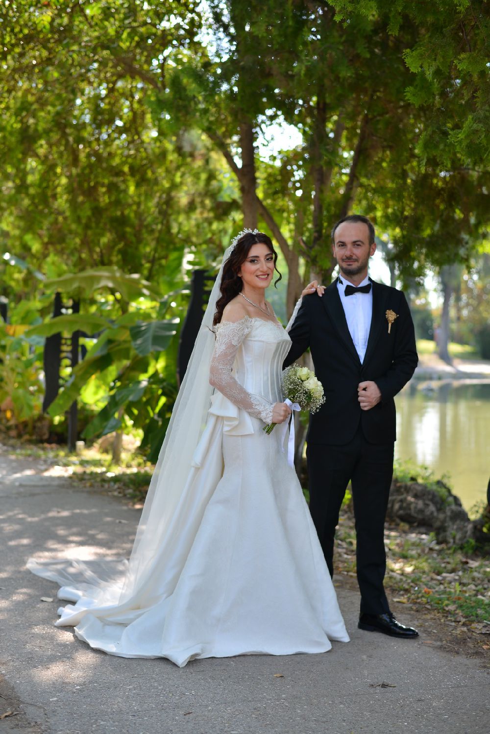 AGC'nin mutlu günü Mediha Düden'in oğlu evlendi