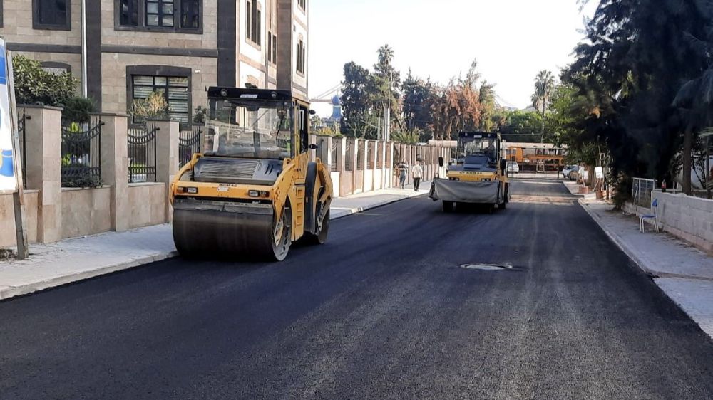 Akdeniz’de asfalt çalışmaları tüm hızıyla devam ediyor 