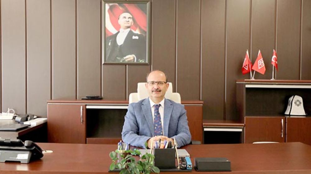 AKDENİZ Üniversitesi Rektör Yardımcılığına Prof. Dr. Şükrü Özen atandı. Prof. Dr. Şükrü Özen Kimdir 
