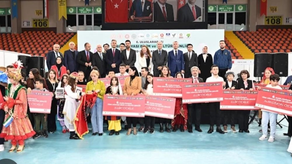 Altındağ Hacıbayram Ortaokulu öğrencilerine birincilik ödülü 