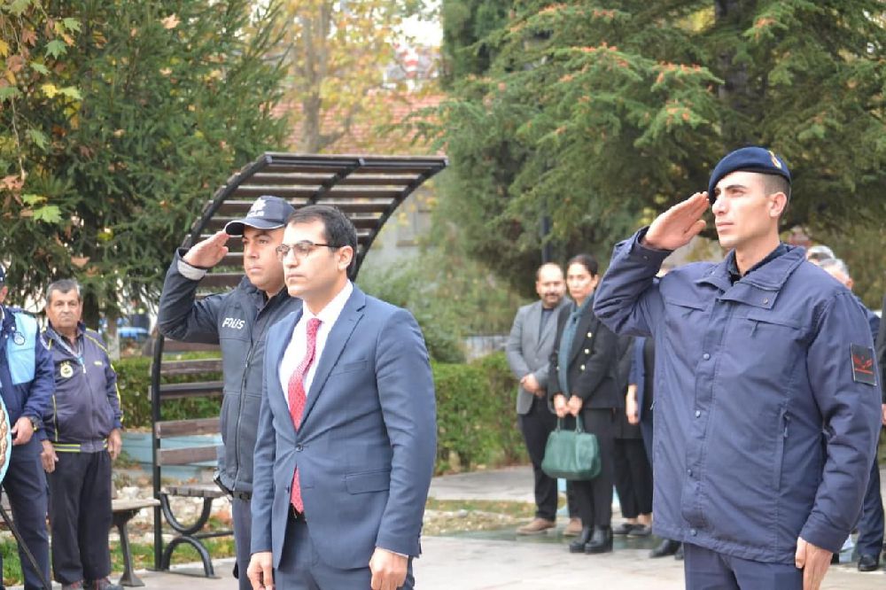 Altınyayla'da Atatürk'ü anma töreni