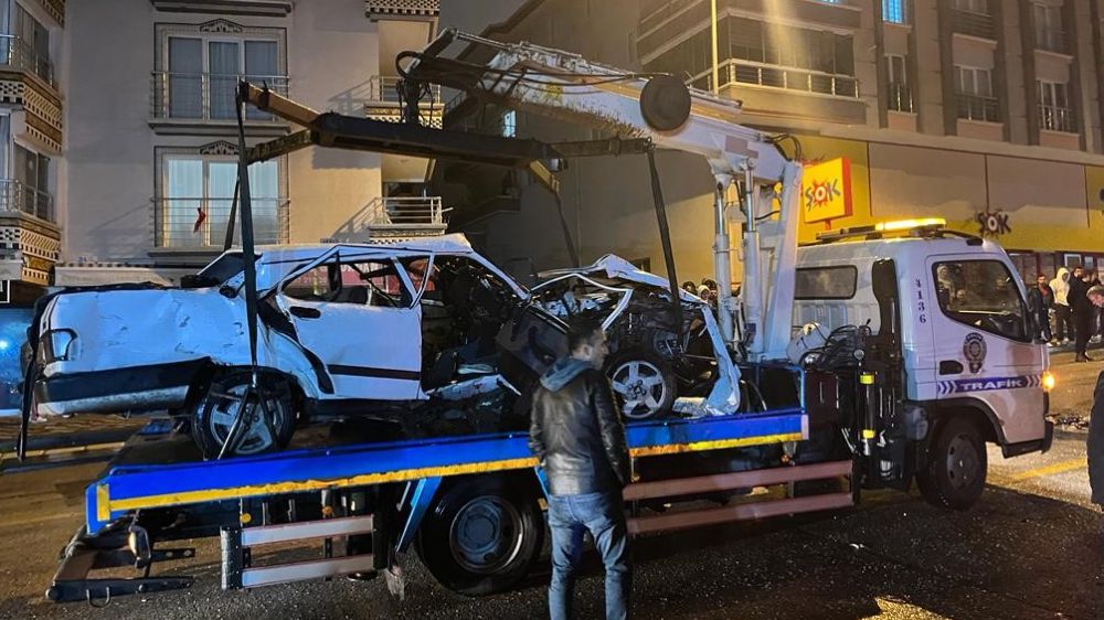 Ankara Keçiören'de trafik kazası: 5 yaralı