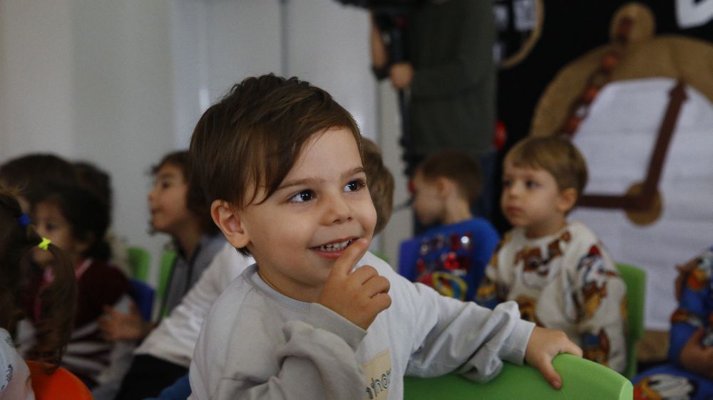 Antalya Büyükşehir Belediyesi’nden çocuklara ağız ve diş sağlığı eğitimi.