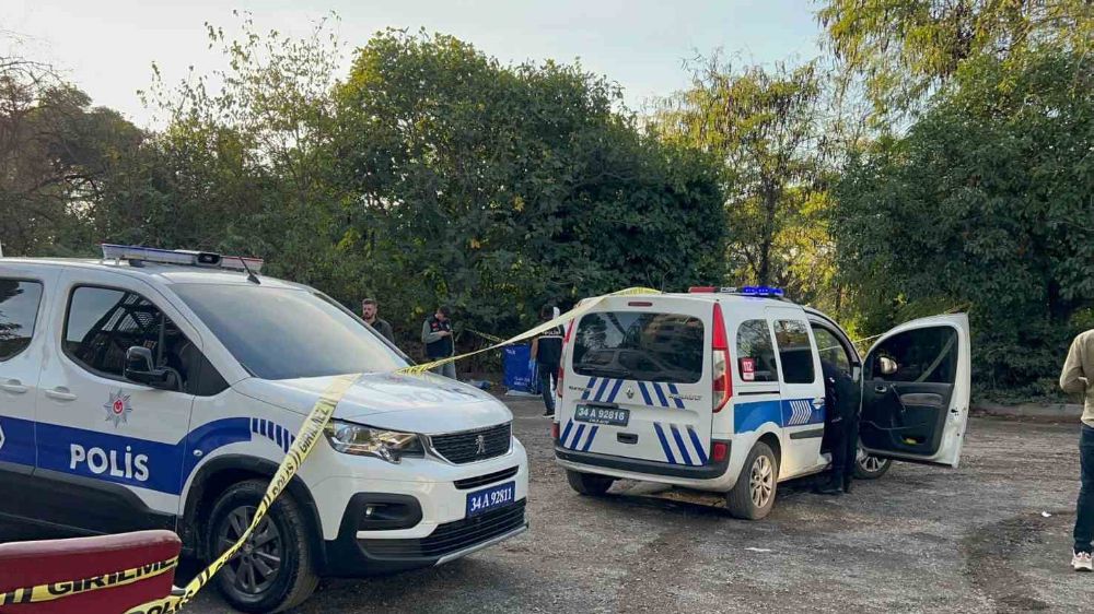 Ataşehir’de hastane otoparkında araçta kadın cesedi bulundu