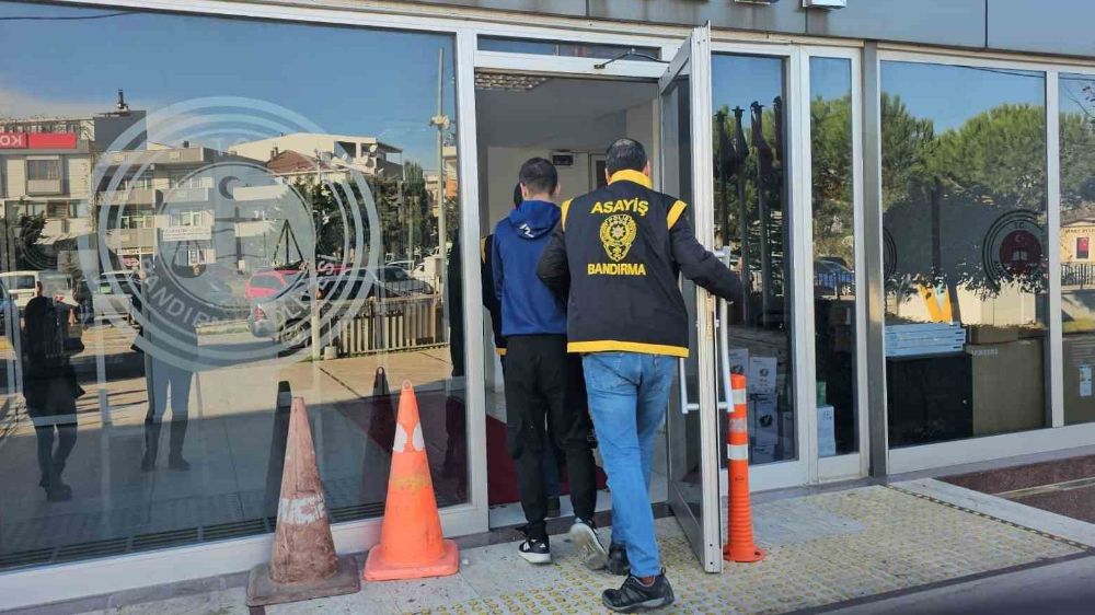 Balıkesir'de çaldılar Bursa'da yakalandılar 