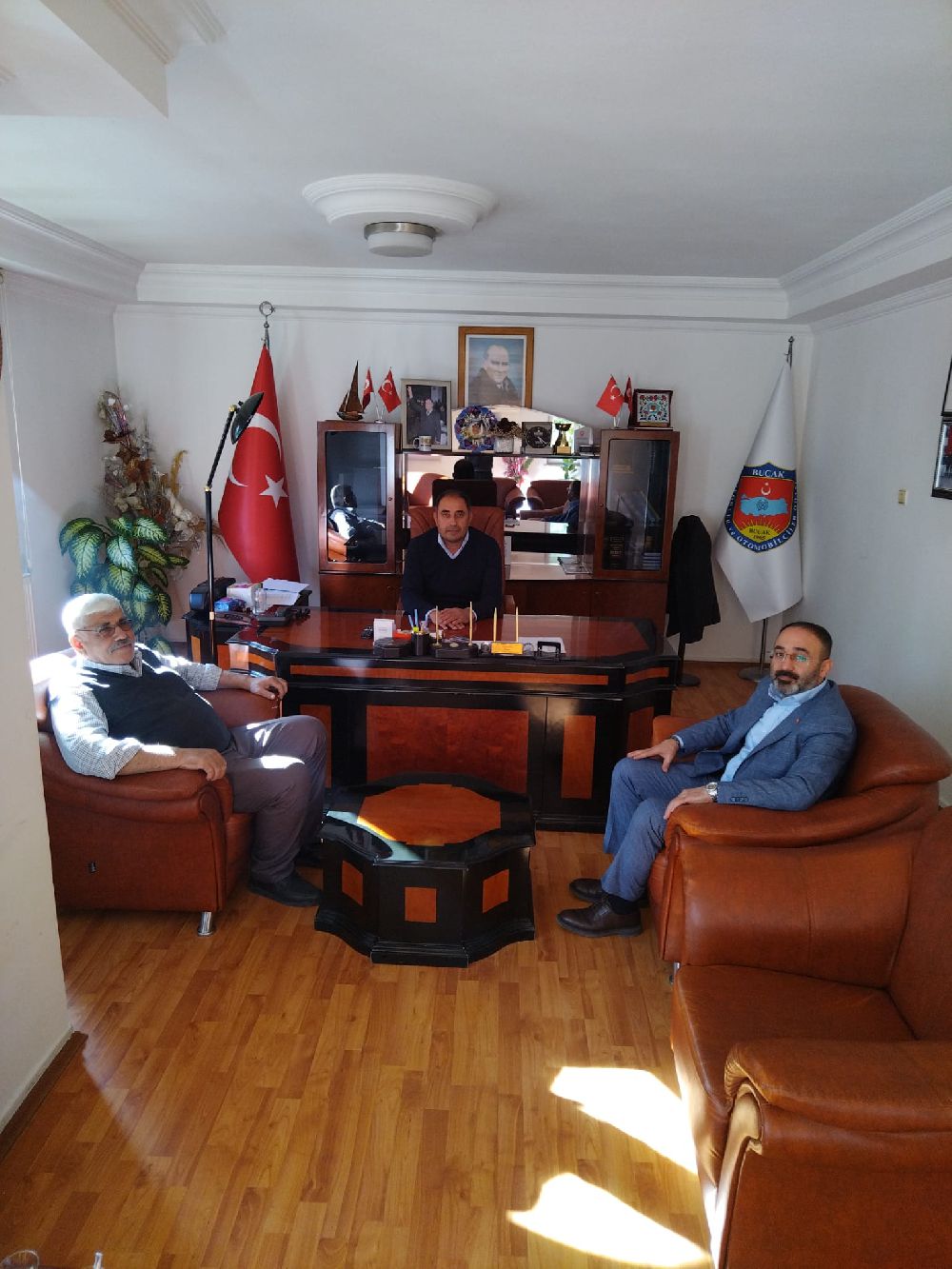 Başkan aday adayı Ahmet Altundaş, STK'ları ziyaret ediyor