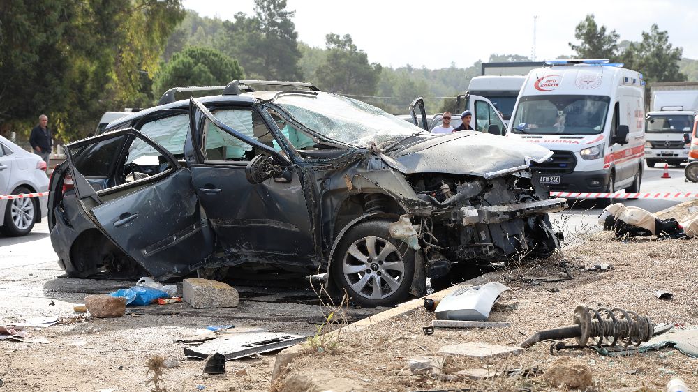 Bodrum - Milas kara yolunda feci kaza: 1 ölü, 3 yaralı