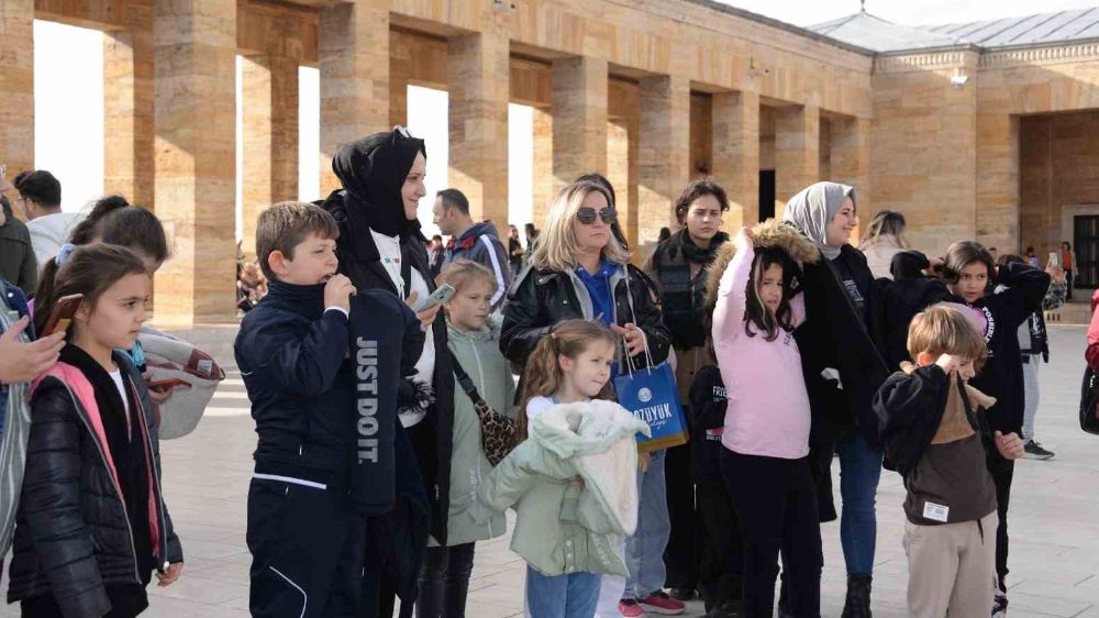 Bozüyük Belediyesi Çocuk Korosu, Anıtkabir'i ziyaret etti