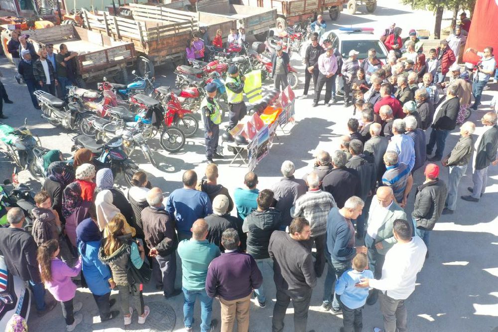 Burdur'da 600 kişiye trafik güvenliği eğitimi verildi