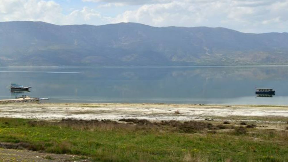 Burdur Gölü: Türkiye'nin Doğal Hazinesi ve Biyolojik Cenneti