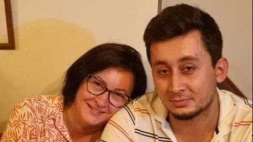 CHP  Eski   Milletvekili Çetin Osman Budak'ın yeğeni  Onur Budak Göz Yaşları içinde Defnedildi 