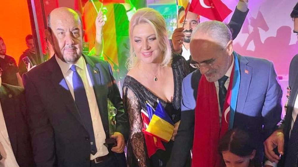 Cumhurbaşkanı Başdanışmanı Türk-Romen Dostluk, Kültür ve Sanat Gecesi programındaydı