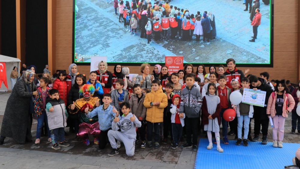 Dünya Çocuk Hakları Günü için etkinlikler yapıldı 