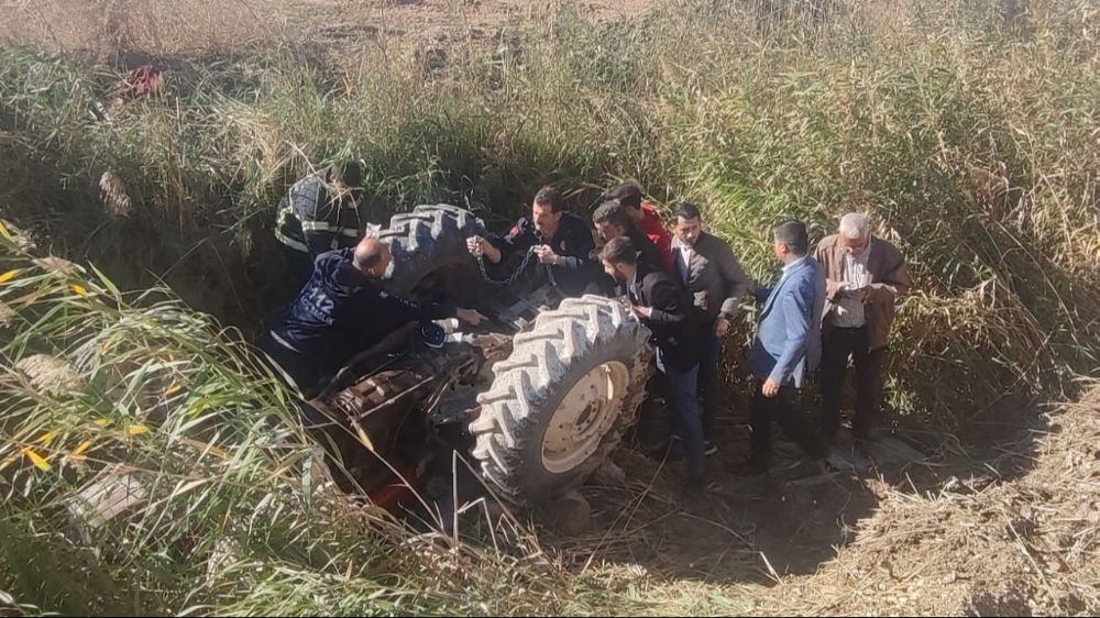 Gaziantepte traktör kazası! Sürücü ağır yaralandı