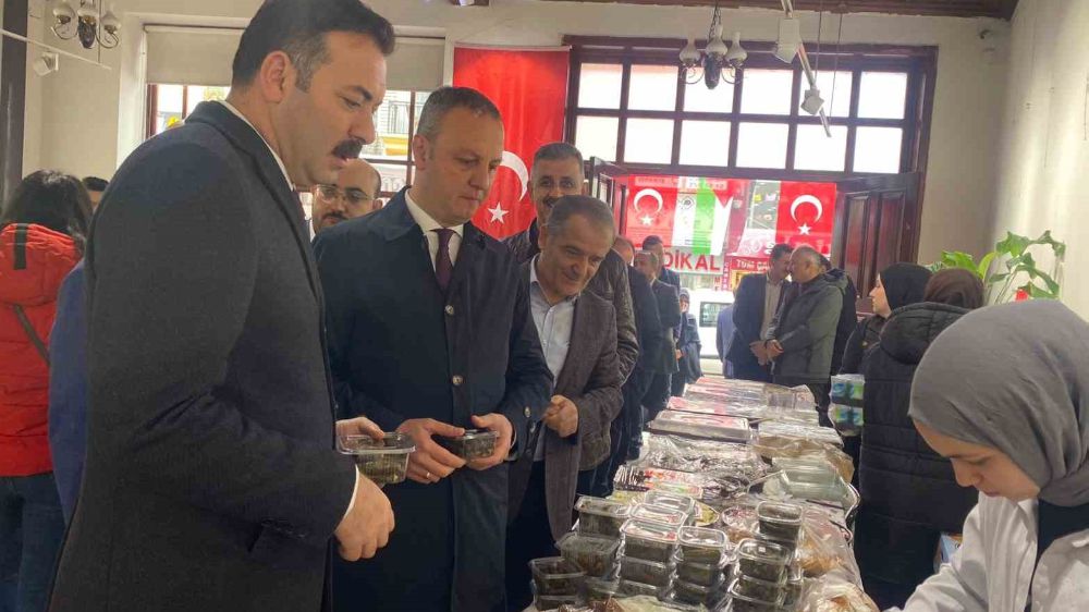 Hayır çarşısı Zonguldak'ta açıldı 