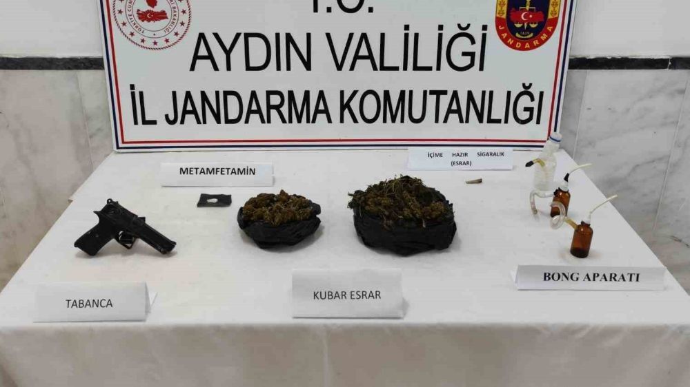 Jandarma ekiplerinden uyuşturucu operasyonu