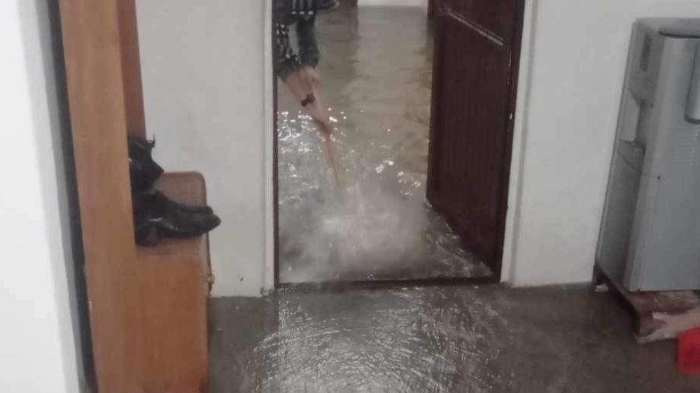 Mardin’de yağış nedeniyle evi su bastı 