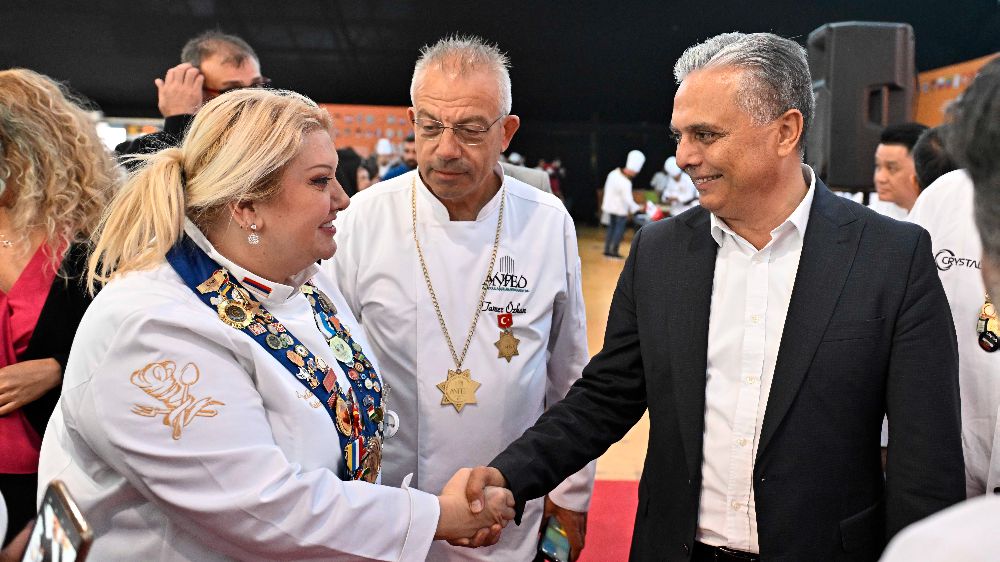 Muratpaşa belediye başkanı Uysal, GastroAntalya’yı ziyaret etti