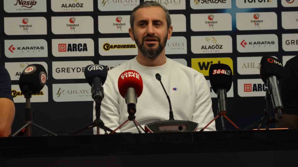 Serkan Özbalta: “Karamsar olmaya gerek yok, play-off potasına uzak değiliz“