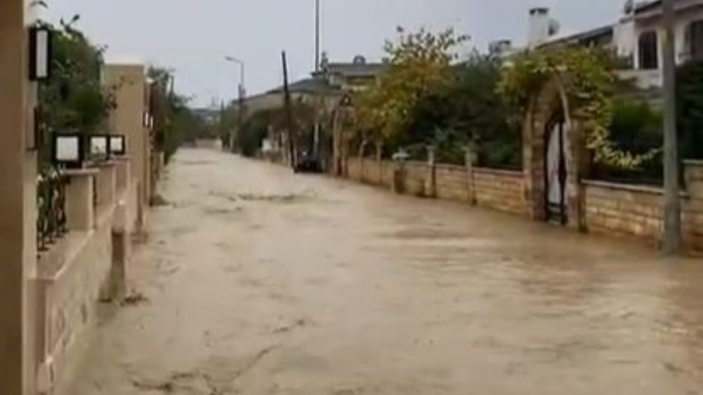 Silivri'de sağanak yağış nedeniyle zor anlar yaşandı
