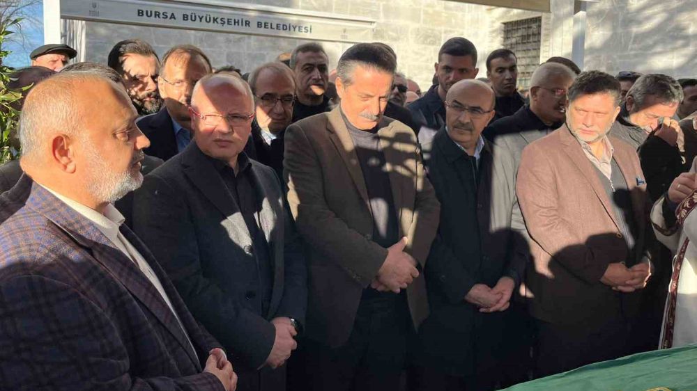104 Yaşındaki Hacı Yaşar Çelik’in Cenazesi Bursa'da Dualarla Uğurlandı