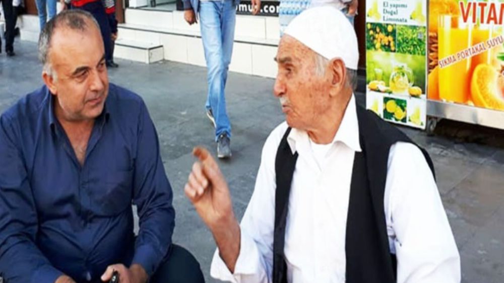 AK Parti Isparta İl Başkanı Serkan Keskin istifa etti.  İskender Aydoğdu'nun gelmesi bekleniyor...