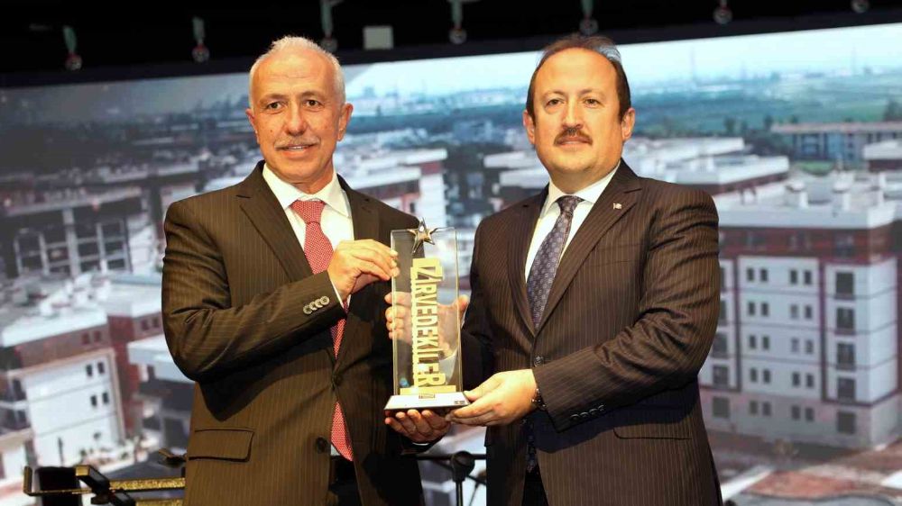  Akdeniz Belediye Başkanı Mustafa Gültak ödül 