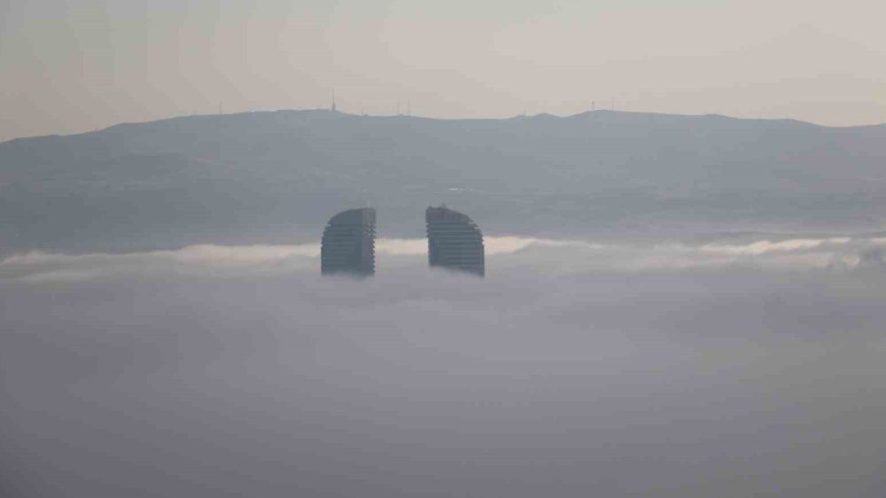 Ankara’da yoğun sis zor anlar yaşattı 