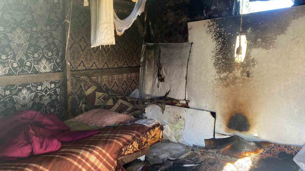 Antalya'da baraka yangını korkuttu