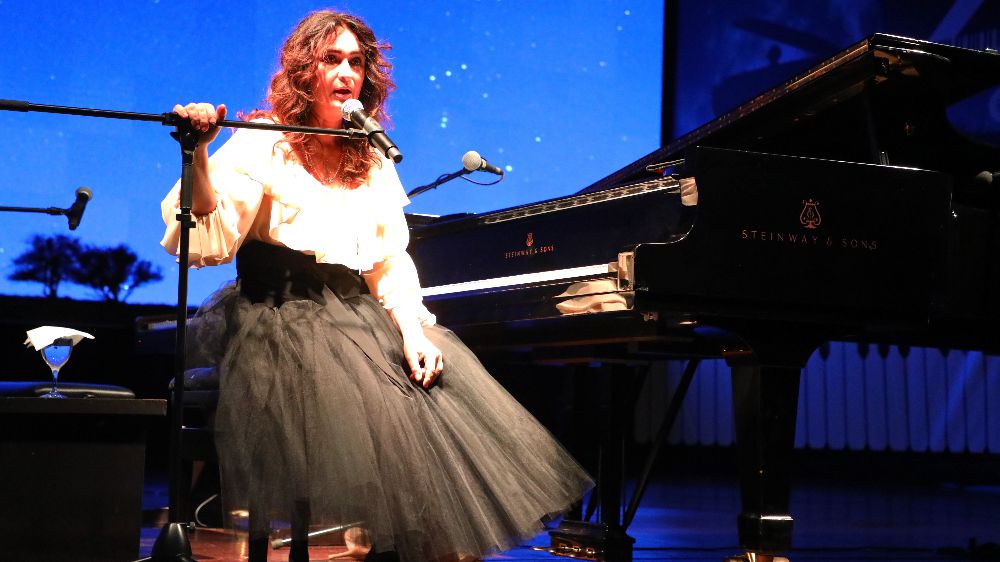 Antalya Piyano Festivali'nde Ünlü Besteci ve Piyanist Anjelika Akbar Sahne Aldı