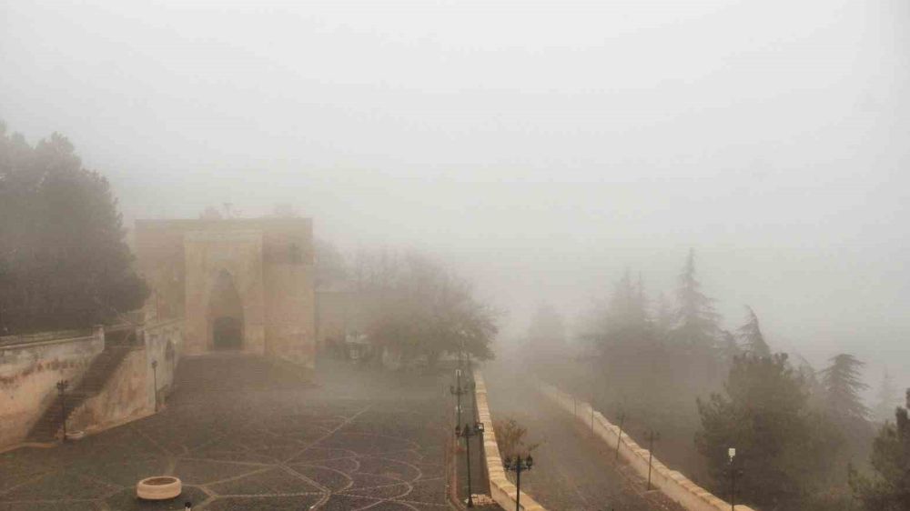 Ashab-ı Kehf yoğun sisle kaplandı, güzel görüntüler çıktı