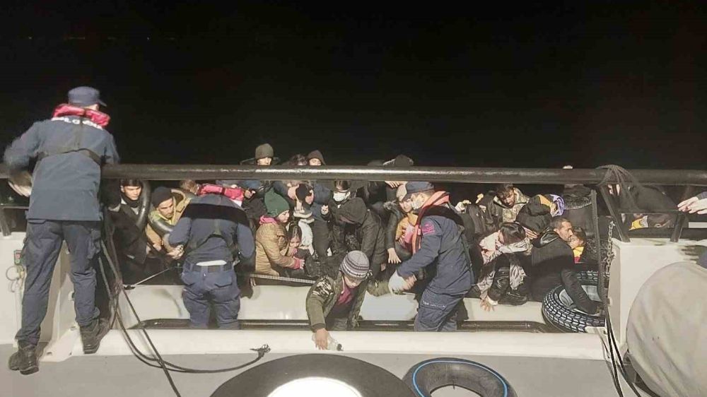 Ayvacık'ta göçmen operasyonu devam ediyor 