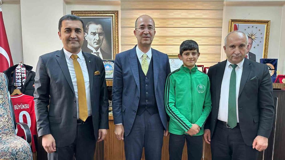 Başkan Büyüksu, Türkiye şampiyonu olan Bülent Düzen’i ağırladı