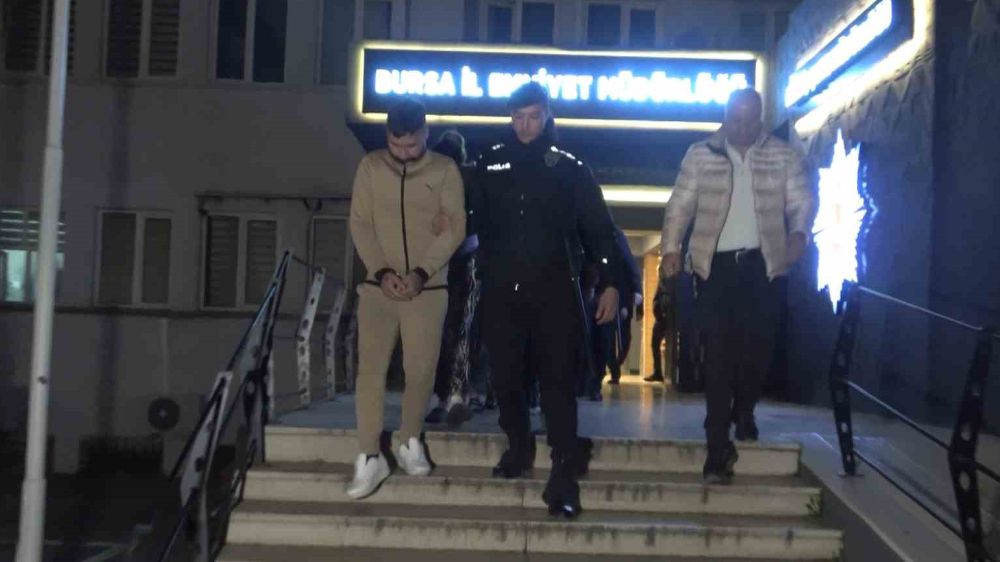 Bursa'da hırsızlık çetesi çökertildi