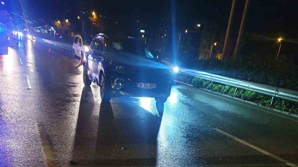 Bursa'da Yaya Kazası: Otomobil Çarptı, 1 Kişi Yaralandı!