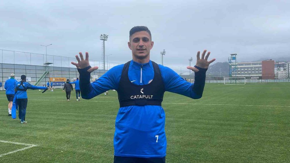 Çaykur Rizespor'un Yıldızı Benhur Keser: 'Süper Lig Daha Zor, Ama Alıştım