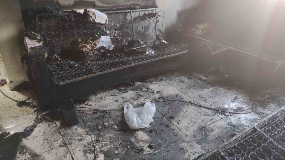 Eski eşini eve kilitleyip evi ateşe veren cani  tutuklandı