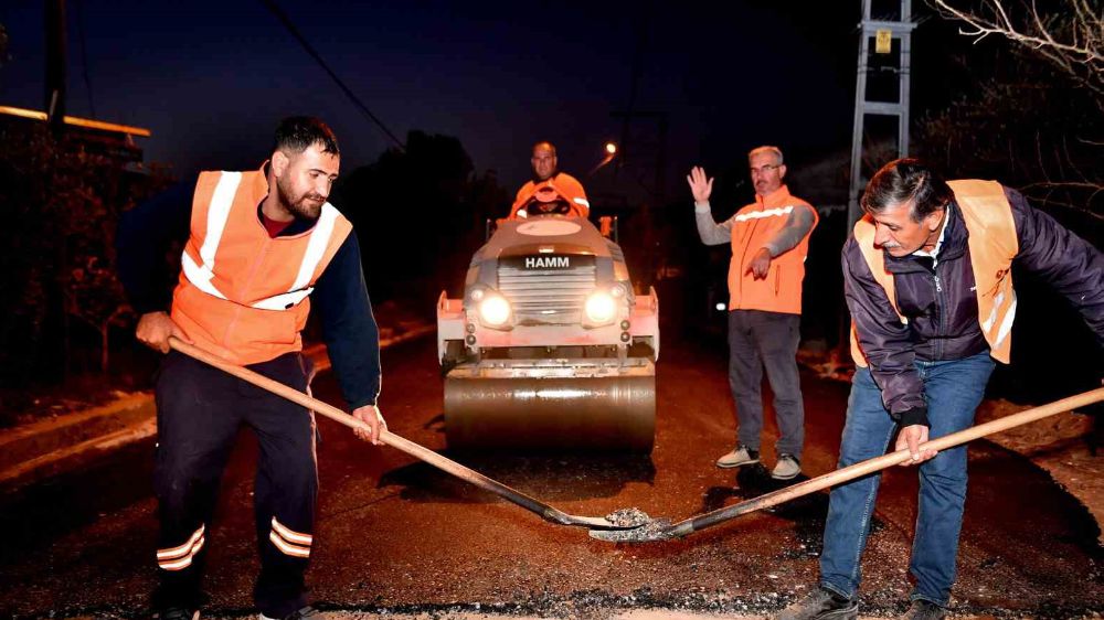 Gülnar’da yol yapım çalışmaları devam ediyor