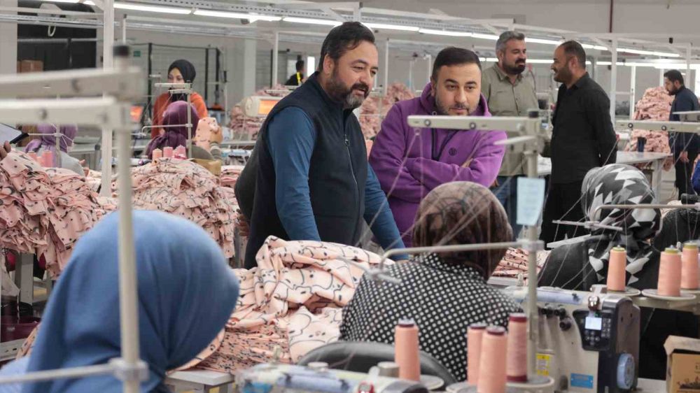 Gürbüz: 'Elbistan'da Tekstil Sektöründe İlk İhracat Siparişi Alındı, İstihdam Artacak'