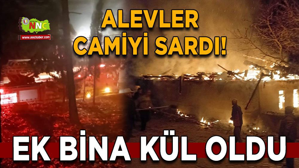 Karamanlı'da üzen yangın; Ek bina kül oldu