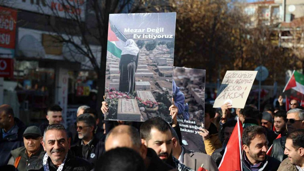 Kırşehir'de vatandaşlar Filistin için tek yürek oldu