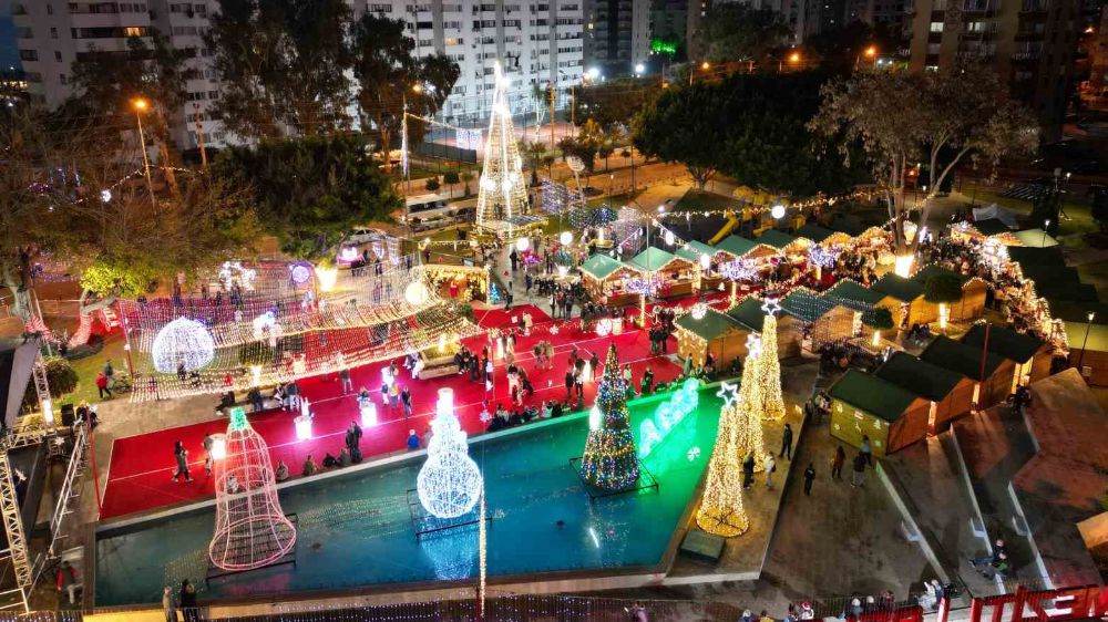 Mezitli Belediyesi Yılbaşı Etkinlikleriyle Mersin'i Coşturuyor